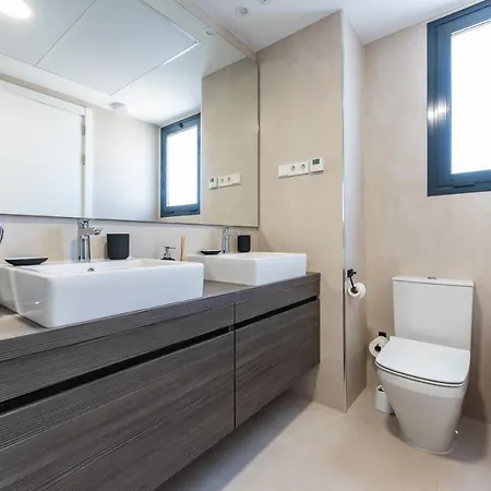 아파트 Penthouse Middel Views *