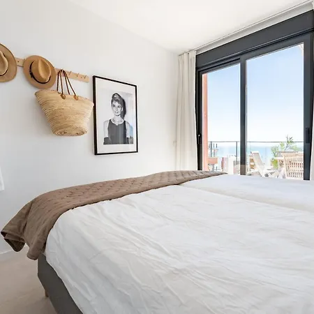 아파트 Penthouse Middel Views *