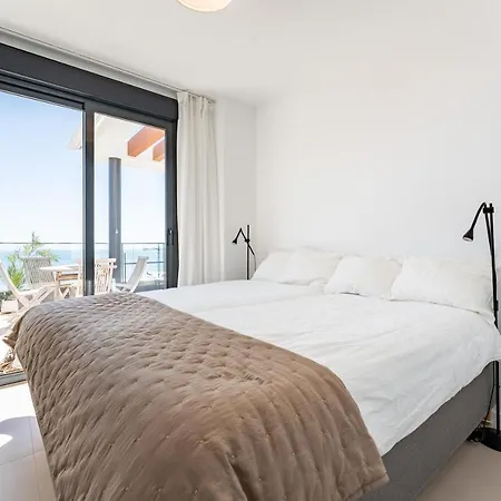 Penthouse Middel Views Apartment Fuengirola